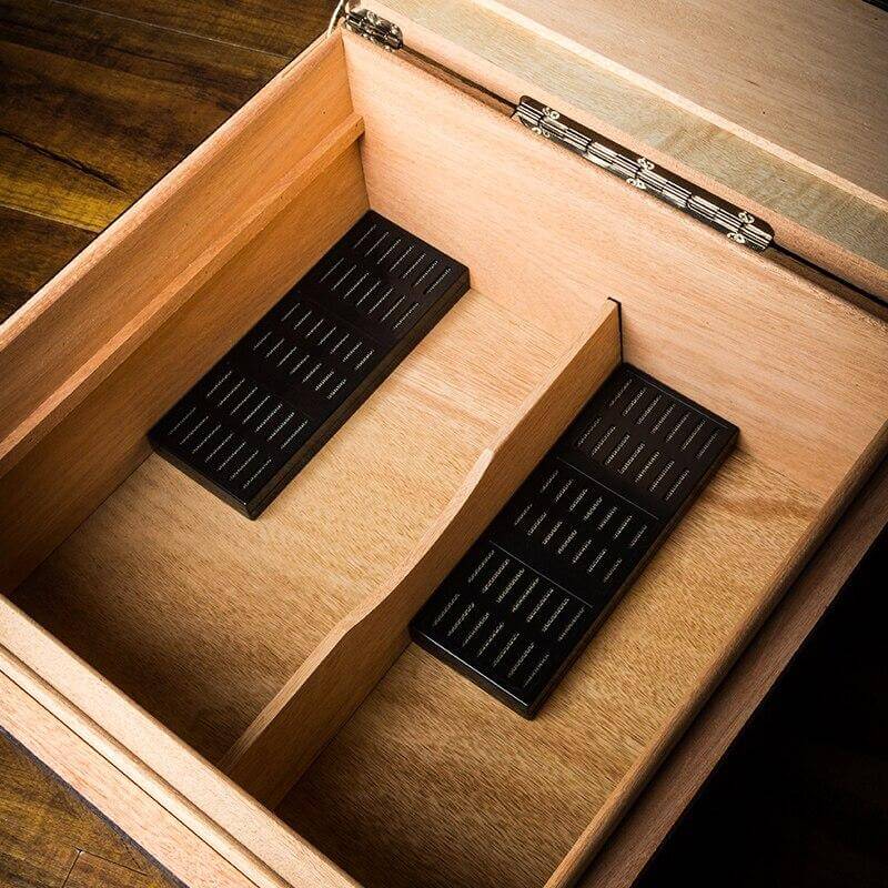 Cave à Cigares de Luxe en Bois de Cèdre - Humidor Élégant