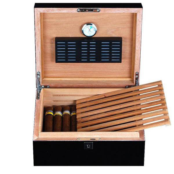 Cave à Cigares de Luxe Cohiba en Cèdre - 45 Capacité