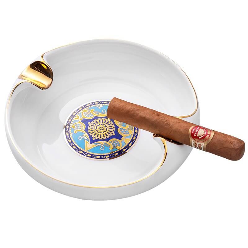 Cendrier Cigare Blanc en Céramique – Accessoire Élégant